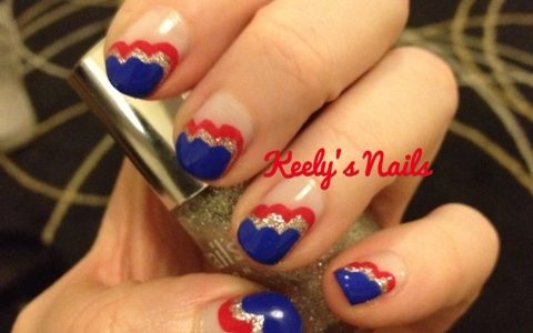 Red, glitter, blue – easy cloud manicure