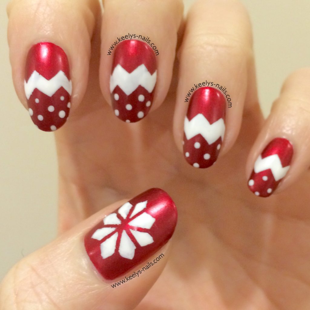 Red Christmas Sweater nail art design