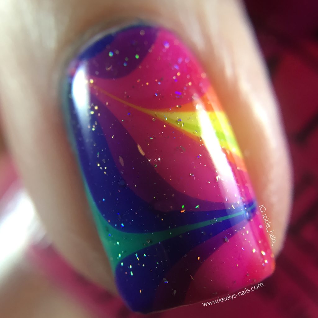 Rainbow Watermarble macro index