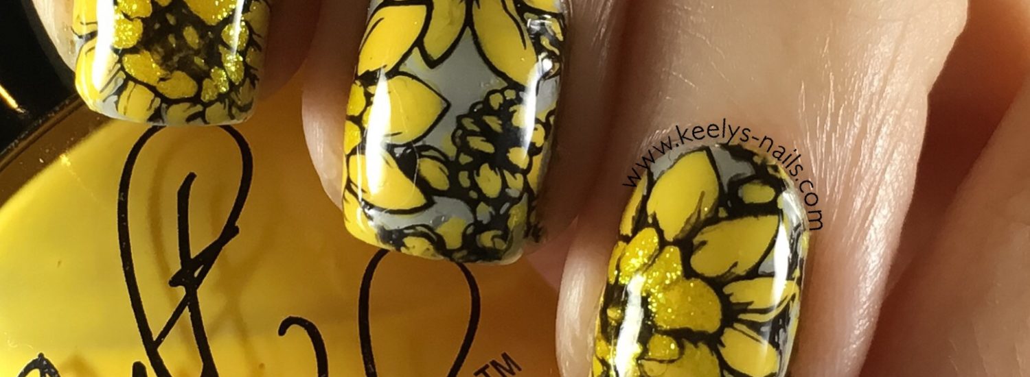 Yellow and Grey Nail Art left hand