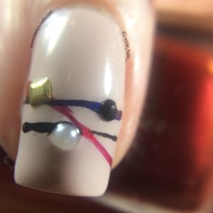 Bracelet Nails Macro