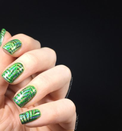 Leafy Green Nail Art - elegant for spring