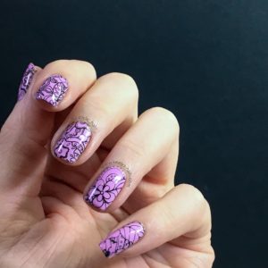 Left hand Maniswap Circle - Adult Colouring Book nail art