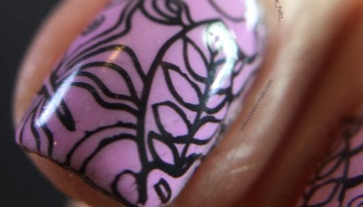 Adult Colouring Book nail art for Maniswap