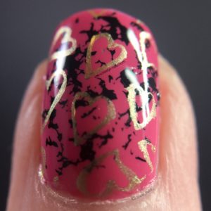 Graffiti Hearts stamping nail art | macro thumb