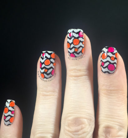 Chevron Nails for Stylist Live 2017